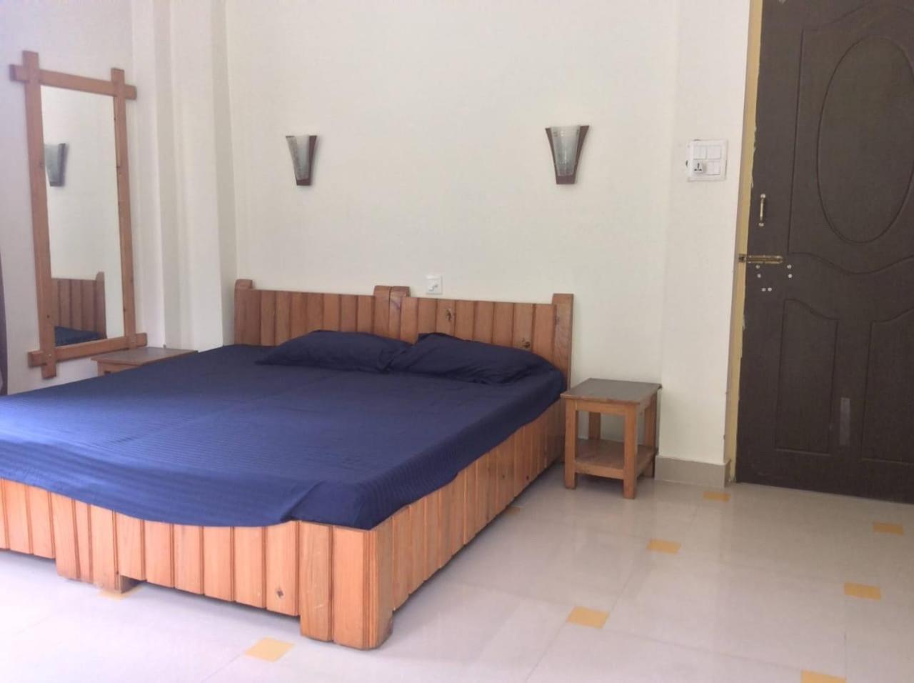 Oasis Guest House Bhagsu D'Shala 达兰萨拉 外观 照片